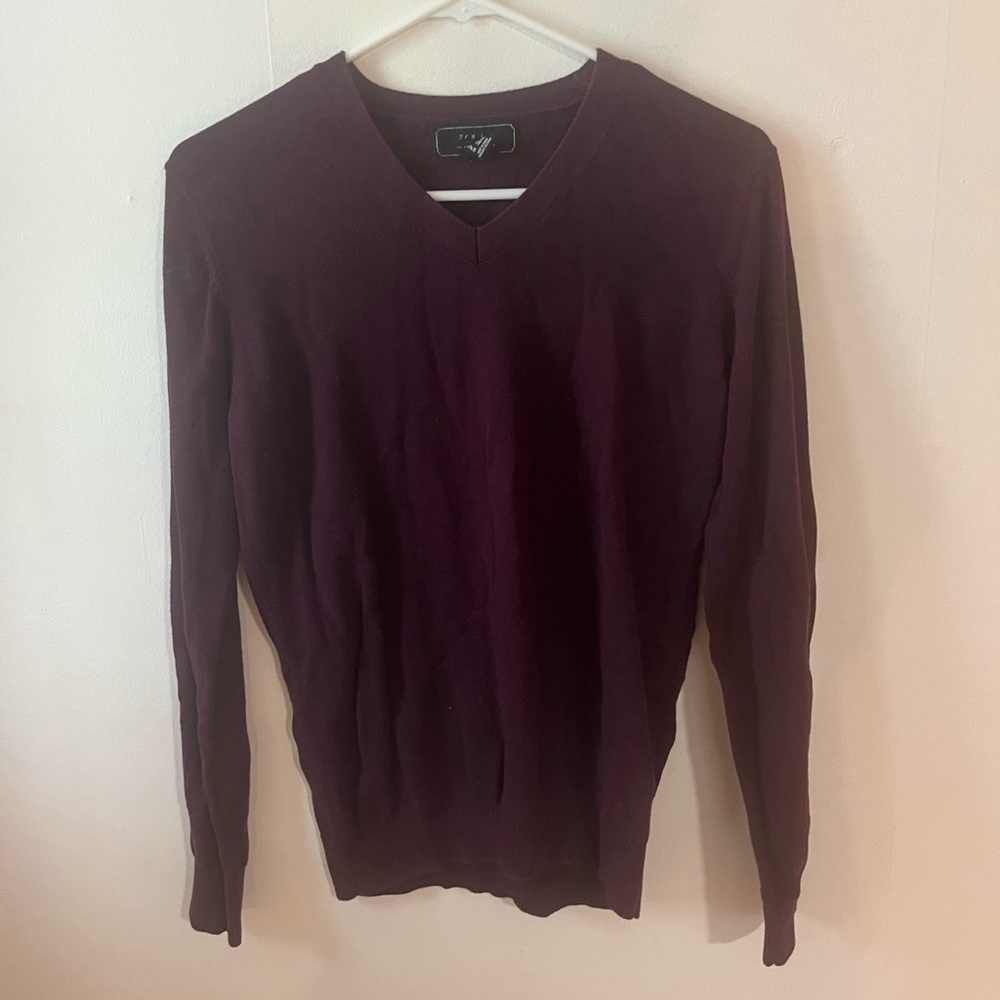 Forever 21 Mens Vneck Sweater Burgundy size XS